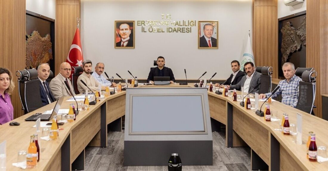 Erzincan İl Encümen toplantısı, Vali Yardımcısı ve İl Özel İdaresi