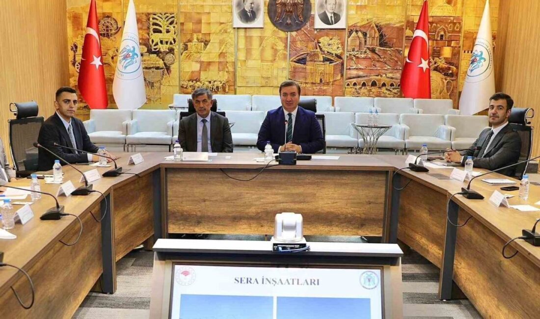 Erzincan Valisi Hamza Aydoğdu başkanlığında, sahipsiz hayvanlara yönelik çalışmalar ile