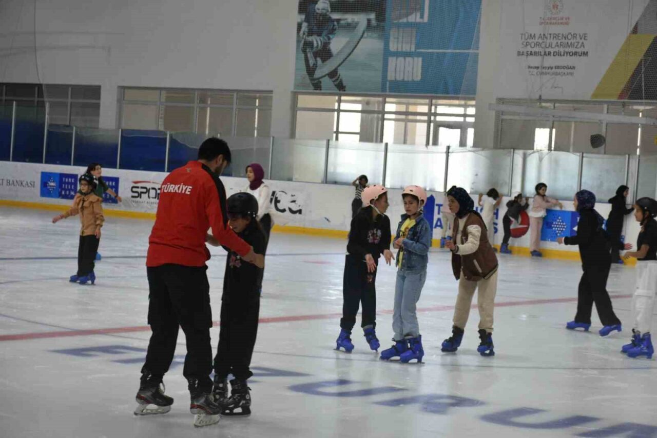 Erzurum Gençlik ve Spor İl Müdürlüğü Yaz Kur’an Kursları’nda Kur’an