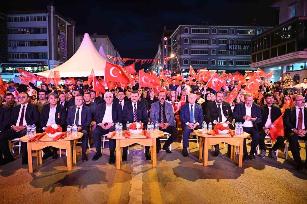 15 Temmuz Demokrasi ve Milli Birlik Günü dolayısıyla Erzurum’da düzenlenen