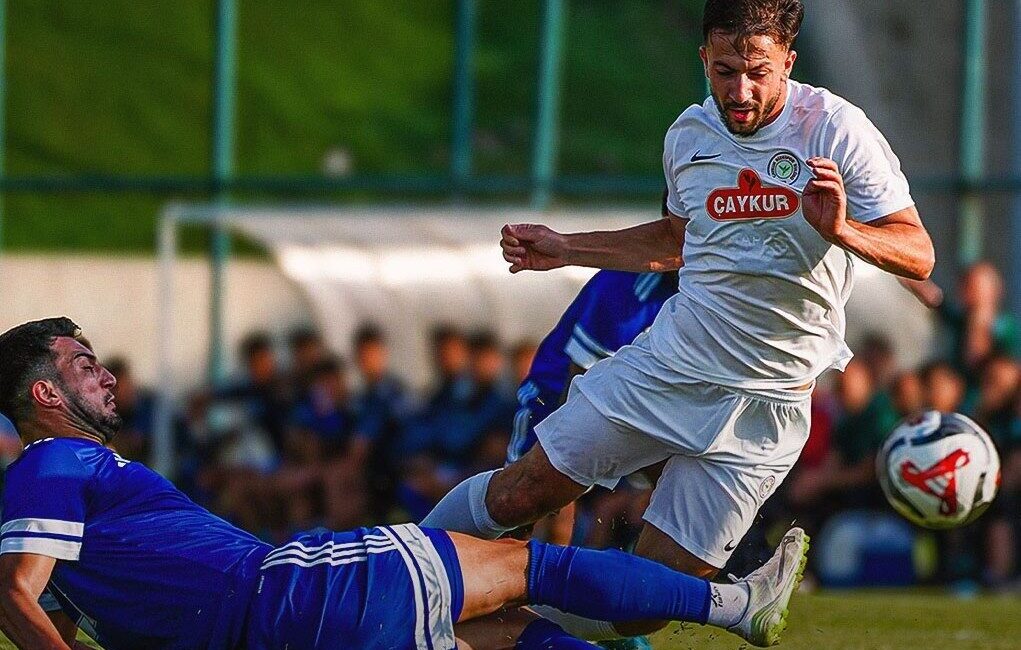 Erzurumspor FK, yeni sezon hazırlıkları kapsamında Süper Lig ekiplerinden Çaykur