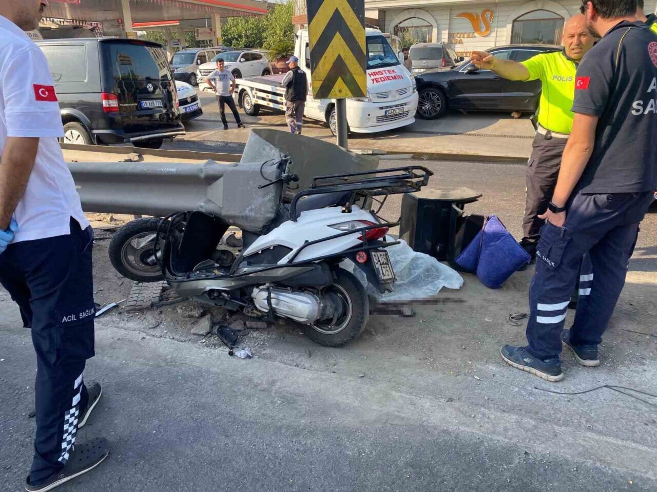 Kocaeli’nin Körfez ilçesinde bariyere çarparak hayatını kaybeden motosikletin sürücüsünün Kerem