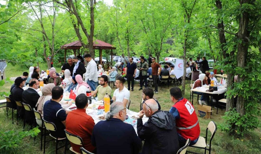 Erzurum Palandöken Kızılay Şubesi tarafından düzenlenen anlamlı etkinlikte, Erzurum’da eğitim