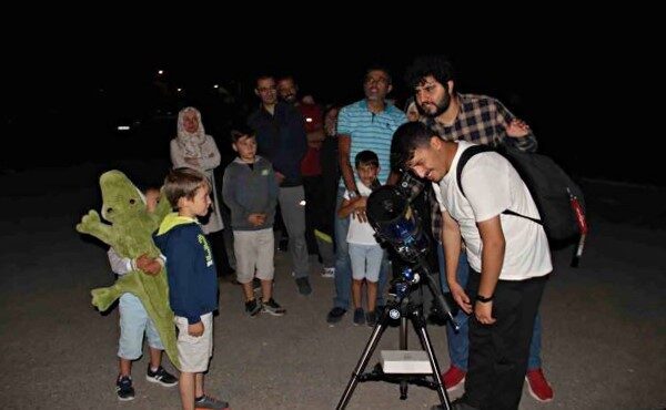 Gözlerimiz yeniden göklerde Ülkemizin en önemli popüler gökbilim etkinliklerinden biri olan TÜBİTAK Gökyüzü
