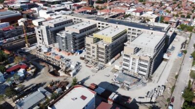 Güven endeksi hizmet sektöründe yüzde 0,8 azaldı, perakende ticaret sektöründe