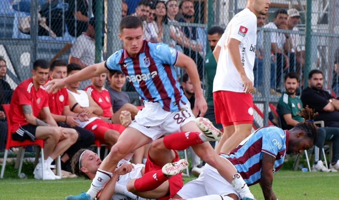 Hazırlık maçı: Trabzonspor: 3 – Ümraniyespor: 1 Trabzonspor, Trendyol 1. Lig ekibi Ümraniyespor ile Erzurum Palandöken Yüksek