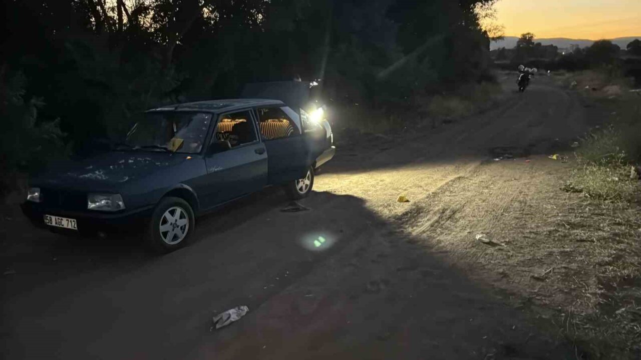 Sivas’ta husumetliler arasında çıkan kavgada ağır yaralanan Ahmet Arıdıcı, hastanede