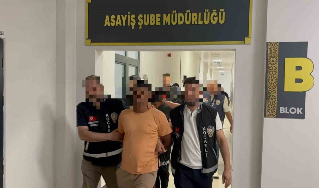 Kocaeli’nin Kandıra ilçesinde sokak üzerinde çıkan kavgada 2 kişinin av