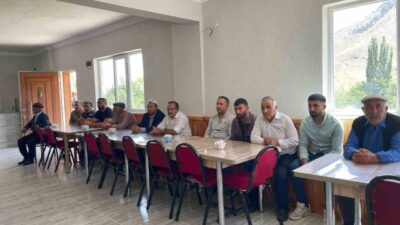 Kağızman’da uzun süredir aralarında husumet bulunan 2 aile, kaymakamın araya