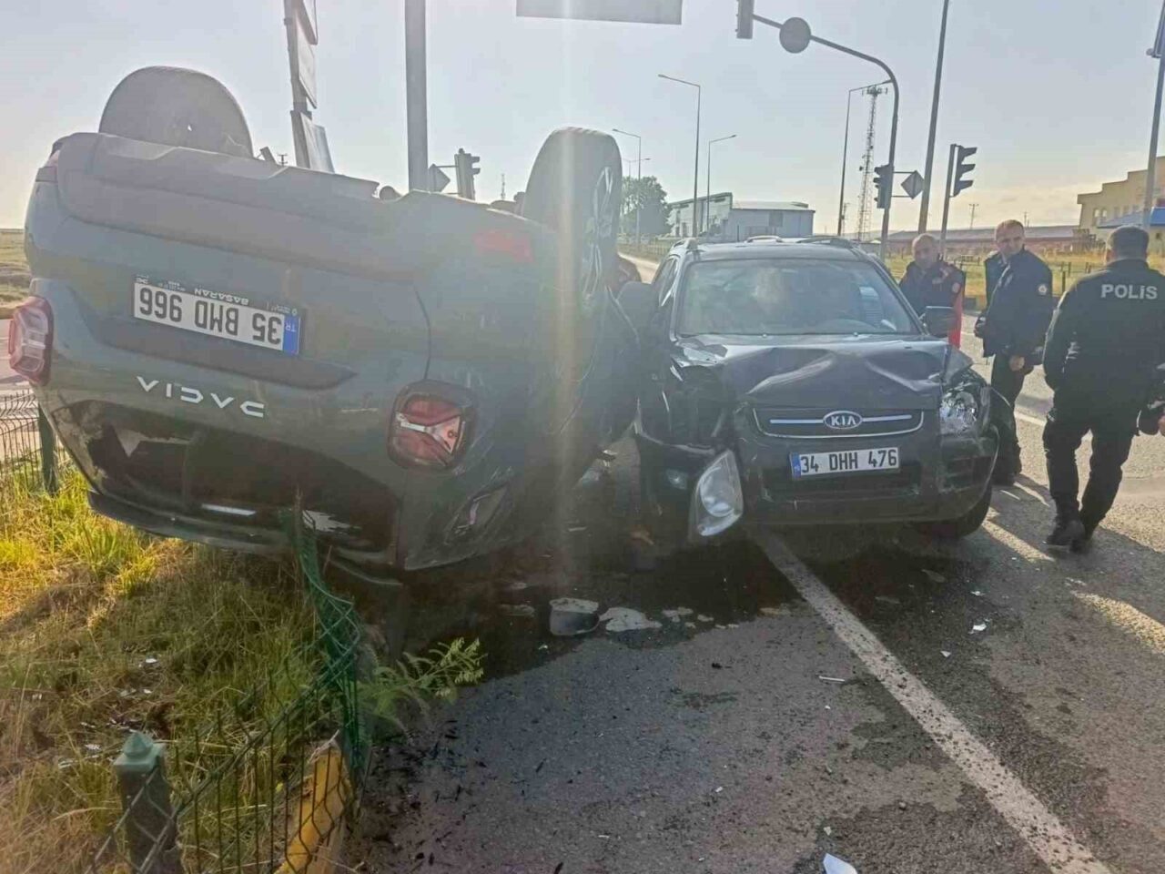 Kars’ta meydana gelen trafik kazasında 2 kişi yaralandı. Kaza; Kars-Erzurum