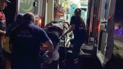 Kastamonu’da sürücüsünün direksiyon hakimiyetini kaybetmesi neticesinde yolun karşı şeridine geçen