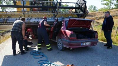 Kastamonu’da otomobil, karşı yönden gelen biçerdöverin altında kalarak ezildi. Kazada