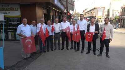 Kilis’te farklı siyasi partilerin il başkanları, 15 Temmuz Demokrasi ve