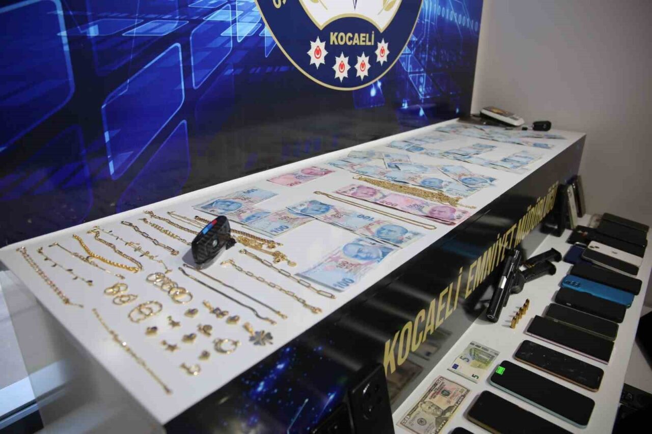 Sosyal medya üzerinden sahte kiralık araç ilanlarıyla 74 kişinin dolandırılmasına