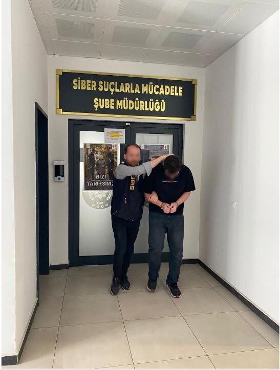 Kocaeli’de bilişim sistemlerini kullanarak dolandırıcılık suçundan hakkında 115 yıl 9