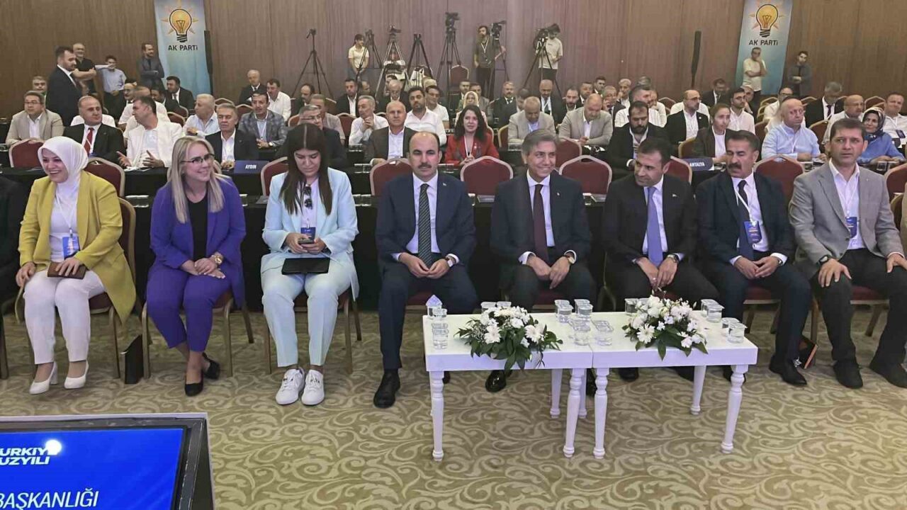 Konya’da “AK Parti Yerel Yönetimler Başkanlığı Bölge Toplantısı” düzenlendi. Celaleddin