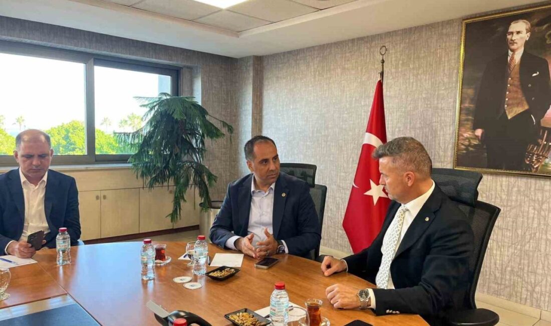 AK Parti Mersin Milletvekili Ali Kıratlı, kentte hayata geçirilecek ulaşım