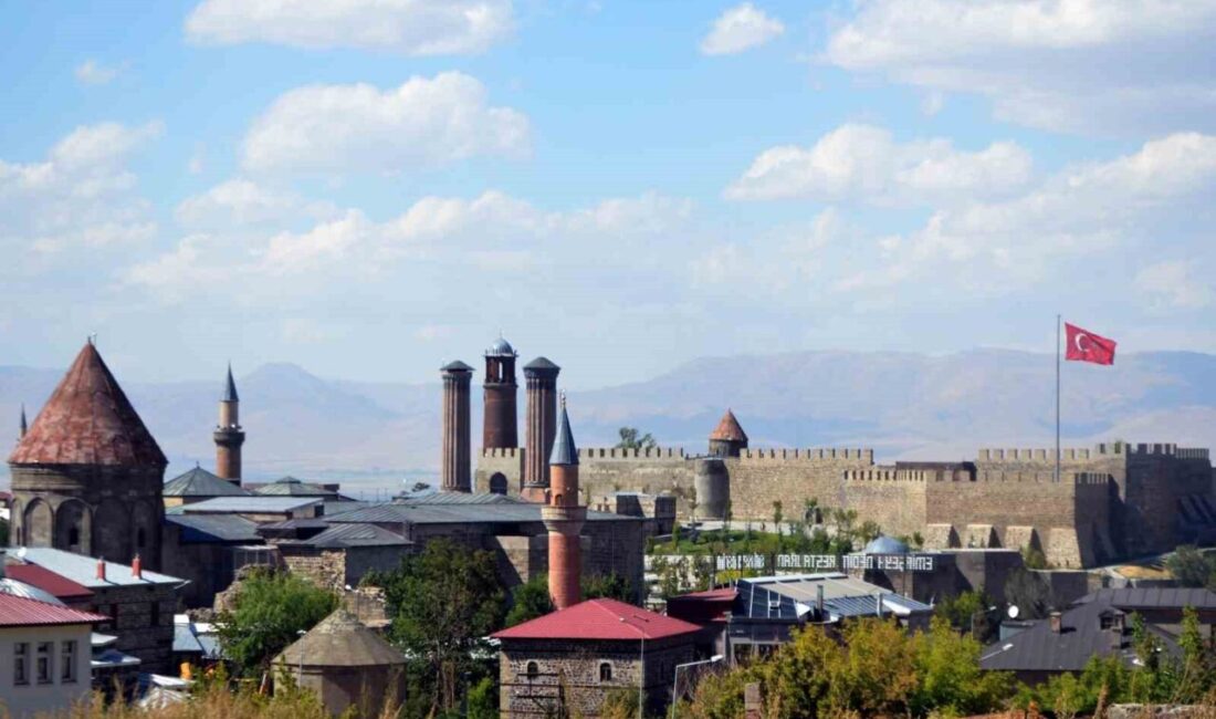 Erzurum’da sıcaklıklar 30-32 dereceye kadar yükselecek, meteoroloji yangın riskine karşı