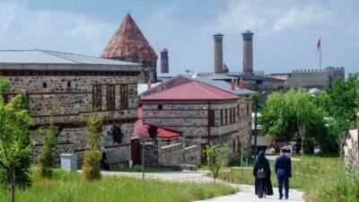 Meteoroloji 12. Bölge Müdürlüğü uzmanları, Erzurum ve bölge genelinde havanın