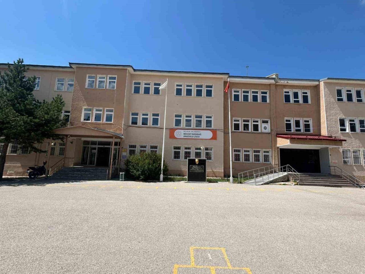 Eğitimde Erzurum’un köklü çınarlarından Nevzat Karabağ Anadolu Lisesi, 2025 Yükseköğretim