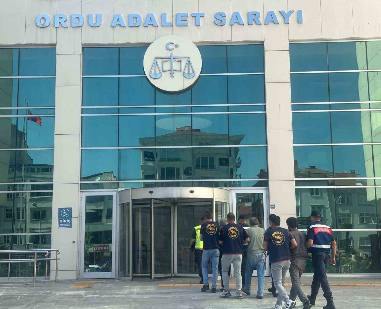 Ordu’da jandarma ekipleri tarafından silah imalat ve ticaretine yönelik yapılan