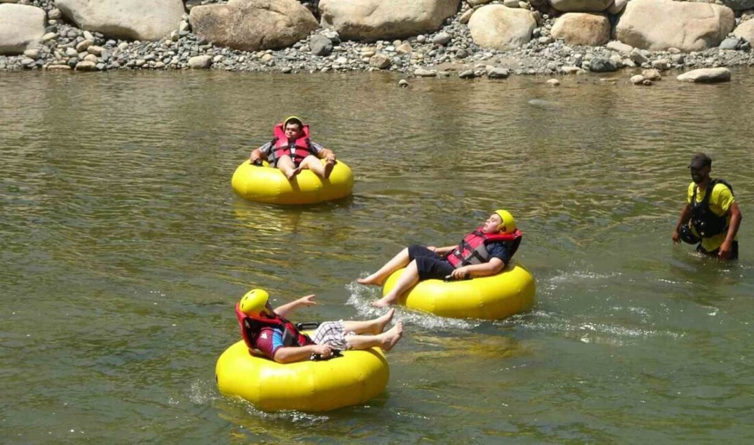 Trabzon’un Hayrat ilçesinde bugün down sendromlu ve zihinsel engelli çocuklara