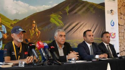 Erzurum Büyükşehir Belediyesi tarafından düzenlenen Run to Stars-Yüksek İrtifa Koşusu’nun