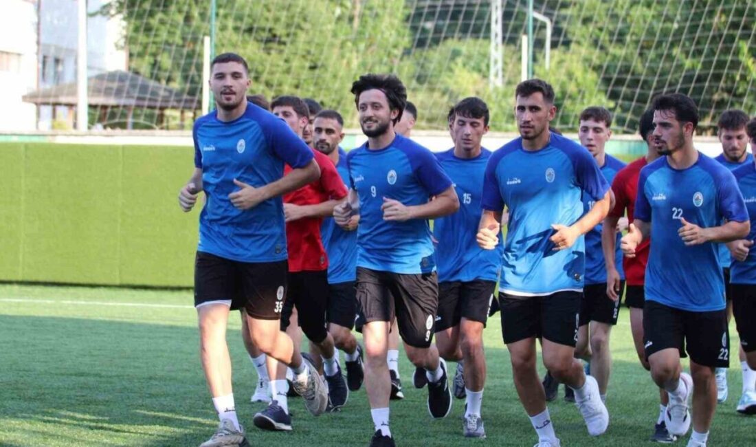 TFF 3. Lig ekiplerinden Pazarspor yeni sezonun hazırlıklarına başladı. TFF