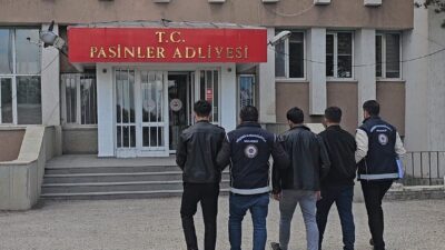 Erzurum’da polis ekipleri düzensiz göçmenlere yönelik çalışmalarını kesintisiz sürüyor. Erzurum