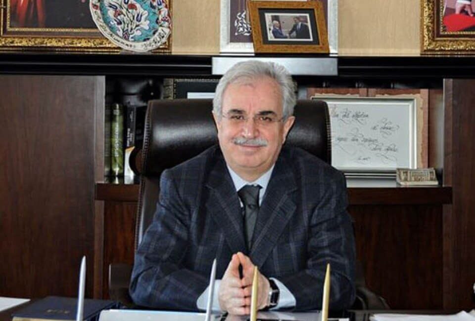 Erzurum Teknik Üniversitesi’nin (ETÜ) kurucu Rektörü, eski Yüksek Öğretim Kurulu