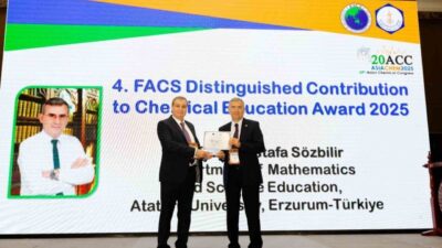 Atatürk Üniversitesi öğretim üyesi Prof. Dr. Mustafa Sözbilir, kimya eğitimi