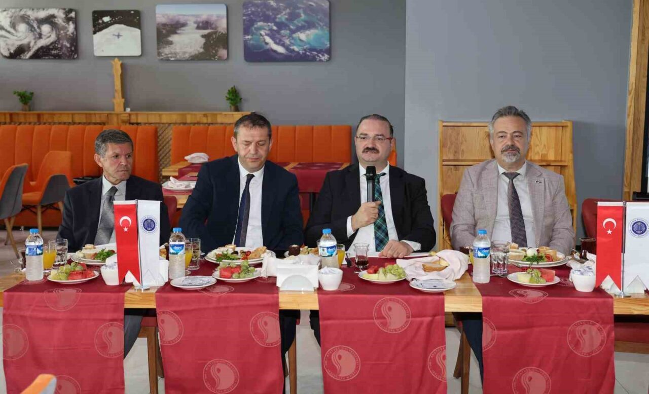 Atatürk Üniversitesi, 2025 Yükseköğretim Kurumları Sınavında (2025-YKS) üstün başarı gösteren