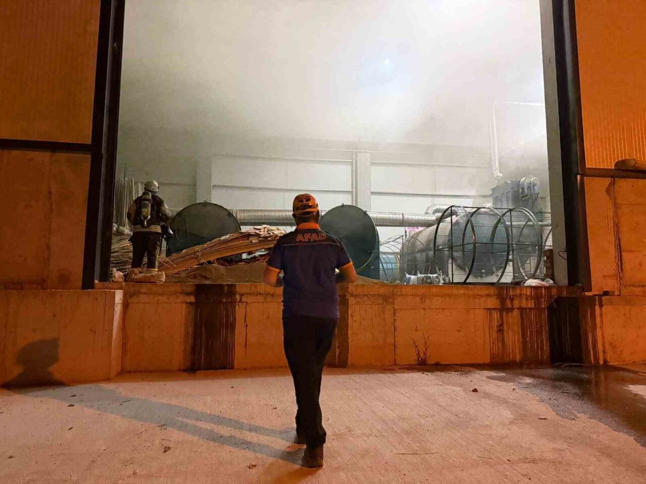 Kocaeli’nin Körfez ilçesinde bacalı sanayi kurulması yasak olan bölgede ruhsatsız