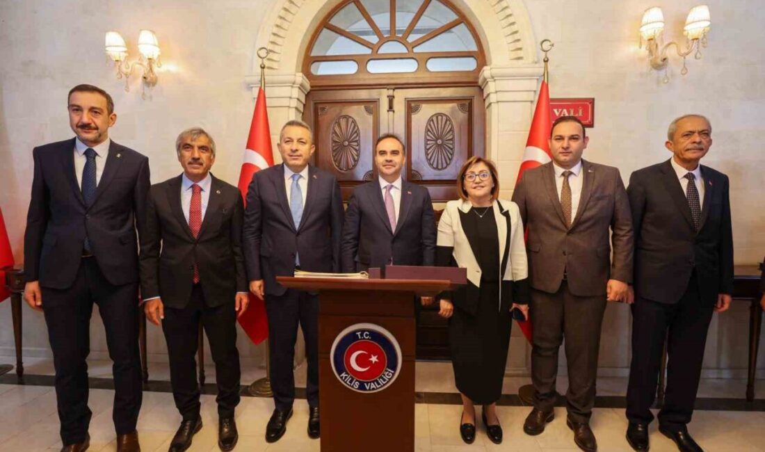 Sanayi ve Teknoloji Bakanı Mehmet Fatih Kacır, Kilis Valisi Tahir