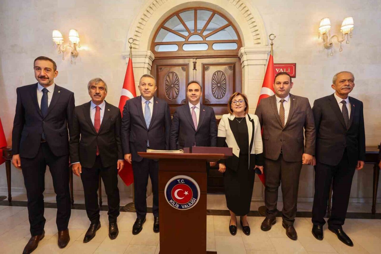 Sanayi ve Teknoloji Bakanı Mehmet Fatih Kacır, Kilis Valisi Tahir