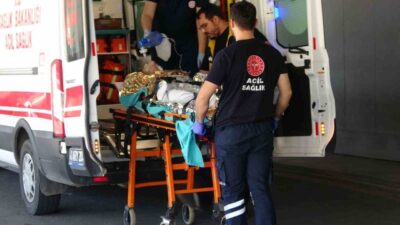 Kocaeli’nin Kandıra ilçesinde serinlemek için girdiği denizde boğulma tehlikesi geçiren