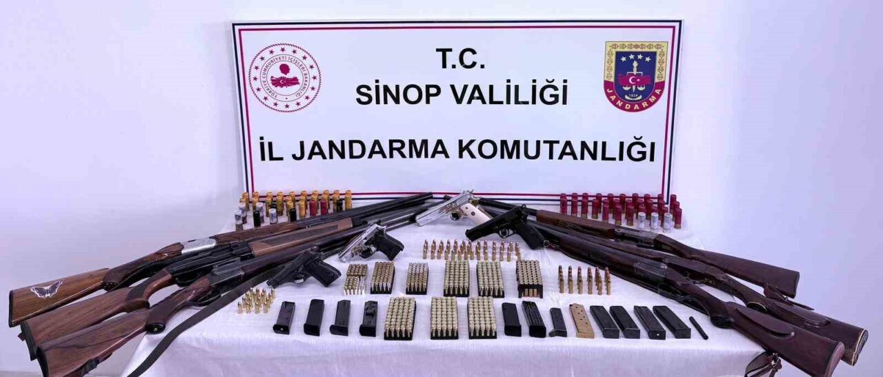 Sinop’un Türkeli ilçesinde jandarma ekiplerince gerçekleştirilen operasyonda çok sayıda ruhsatsız