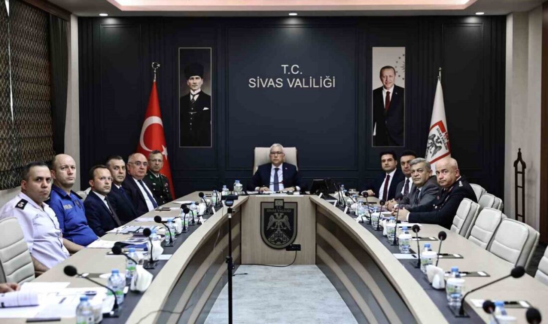 Sivas’ın Huzuru Güvenlik Bilgilendirme Toplantısı’nda konuşan Sivas Valisi Yılmaz Şimşek,