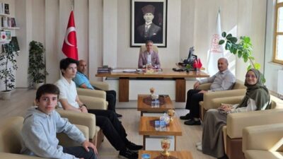 Bayburt’ta düzenlenen Ona Selam Ulusal Siyer-i Nebi Yarışması’nda dereceye giren