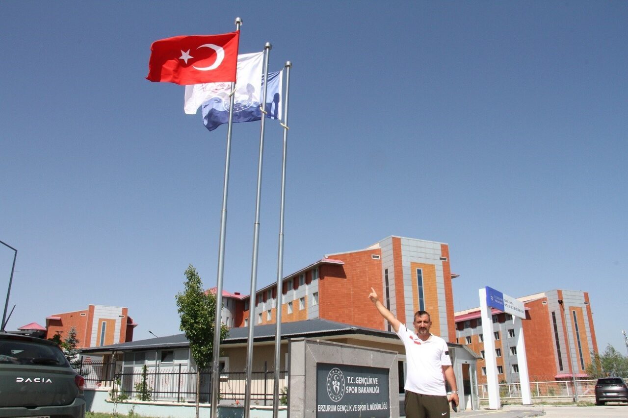 Spor Tesisleri ve Sahalar ile GSB Yurtlarının çehresini değiştirmek için
