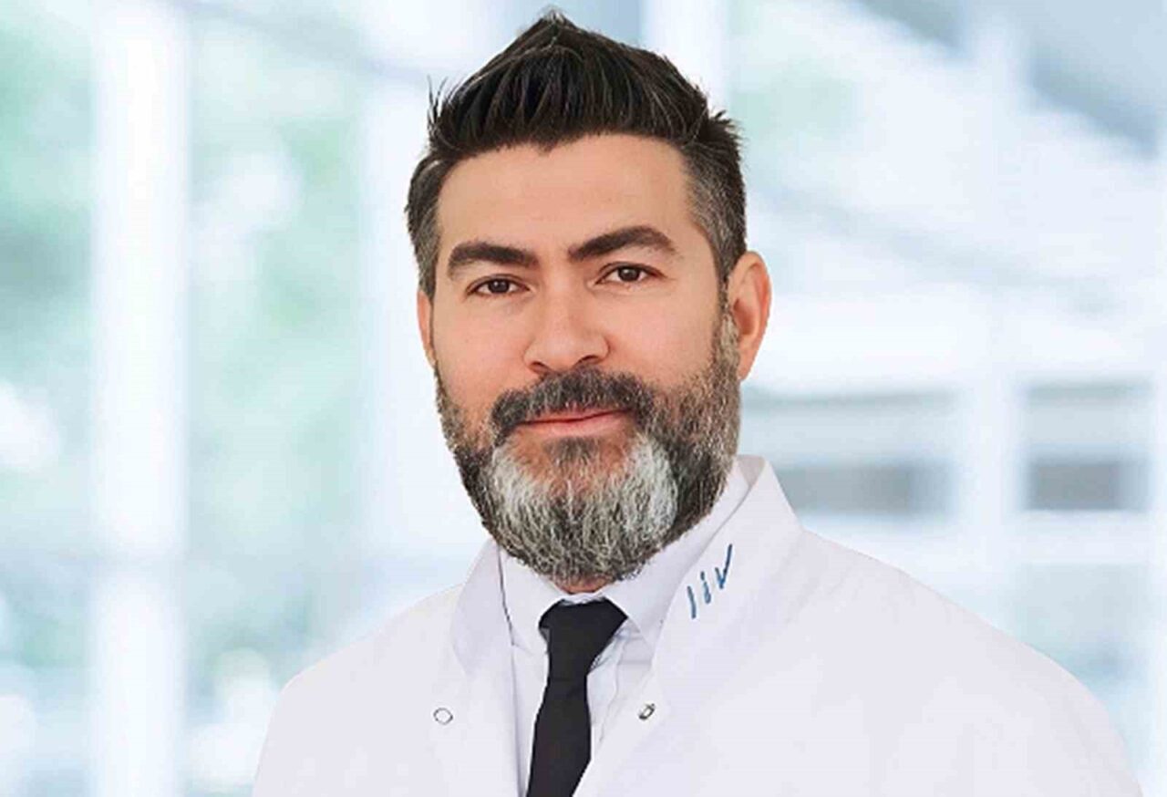 Üroloji Uzmanı Opr. Dr. İdris Kıvanç Cavıldak, yaz tatili döneminin