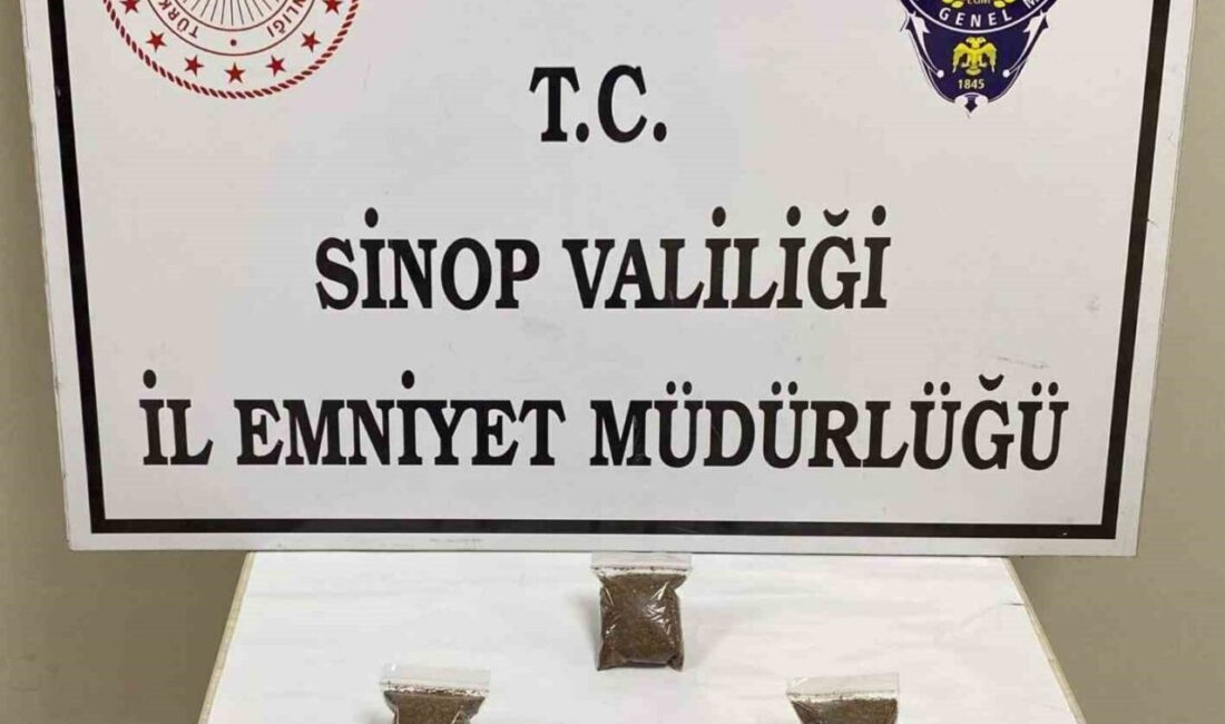 Sinop’ta narkotik ekiplerince durdurulan bir şahsın üzerinde yapılan aramada 38,42