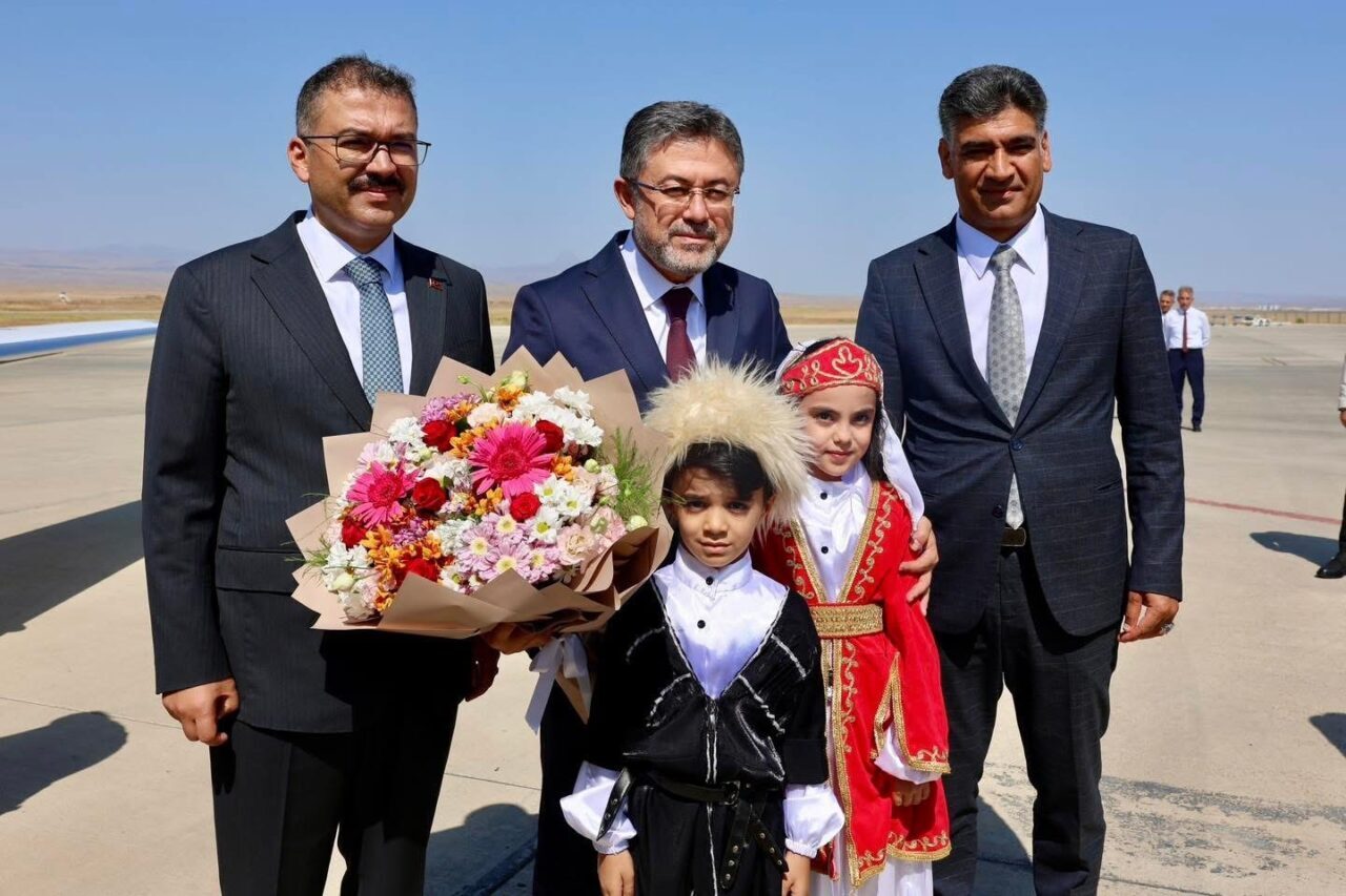 Tarım ve Orman Bakanı İbrahim Yumaklı, bir dizi programda bulunmak