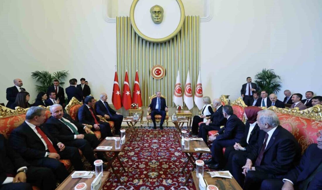 Cumhurbaşkanı Recep Tayyip Erdoğan, TBMM Başkanı Numan Kurtulmuş’un ev sahipliğinde