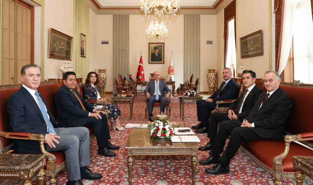 TBMM Başkanı Kurtulmuş, Meclis’te grubu bulunan siyasi partilerin grup başkanvekillerini kabul etti Türkiye Büyük Millet Meclisi(TBMM) Başkanı Numan Kurtulmuş, Meclis’te grubu bulunan