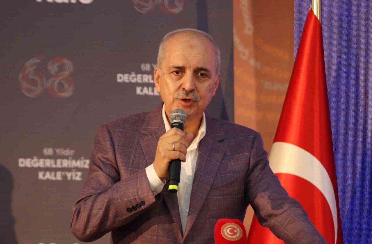 Çanakkale’de Terörsüz Türkiye sürecine ilişkin konuşan Türkiye Büyük Millet Meclisi