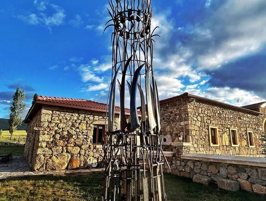 Sanatçı yerleştirme programı kapsamında sanatçı Dr. Ezgi Sandıkçı’nın hazırladığı, küratörlüğünü