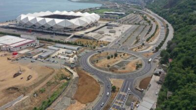 Ulaştırma ve Altyapı Bakanı Abdulkadir Uraloğlu, Trabzon Şehir Hastanesi’ne ve