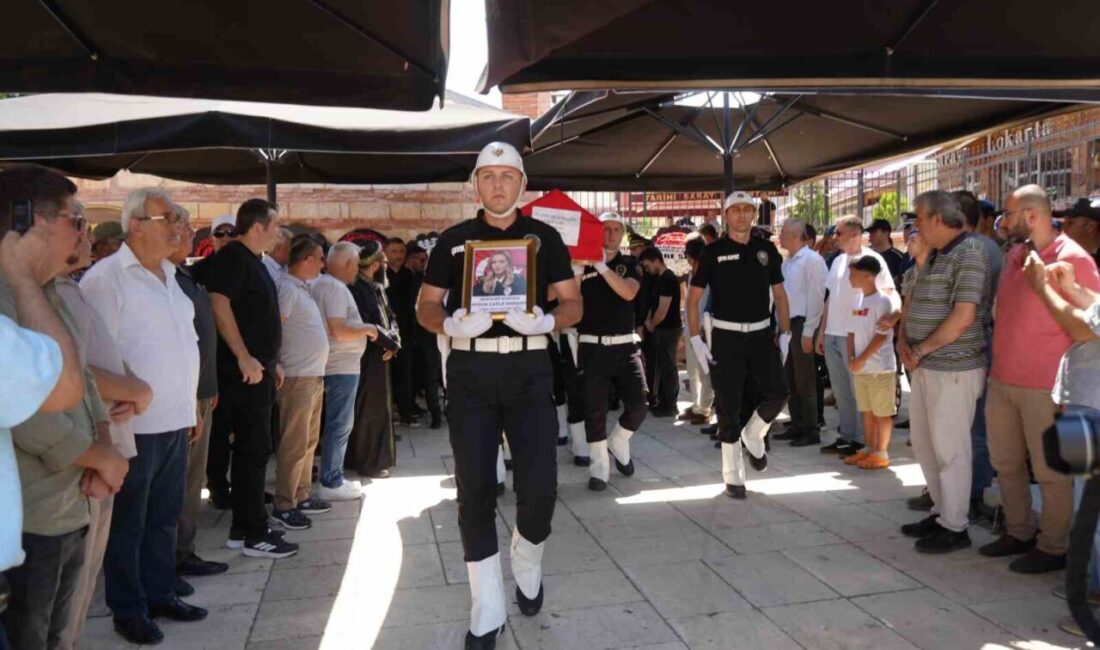 Kayseri’de kamyon ile otomobilin çarpıştığı kazada hayatını kaybeden komiser Aysun