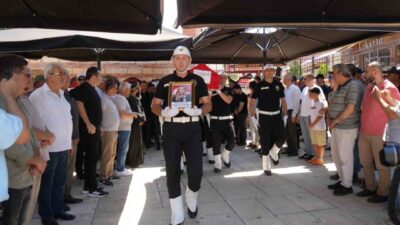 Kayseri’de kamyon ile otomobilin çarpıştığı kazada hayatını kaybeden komiser Aysun